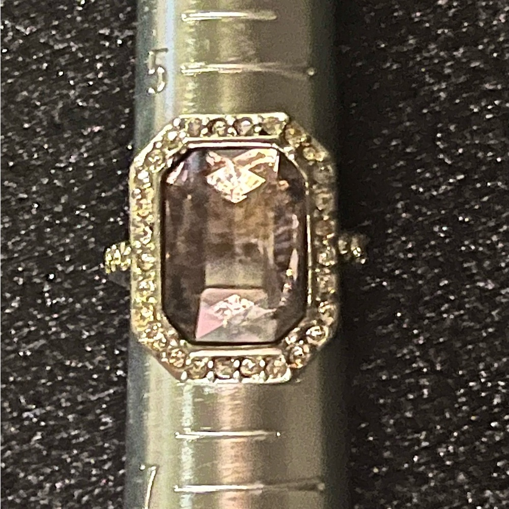 Cocktail ring